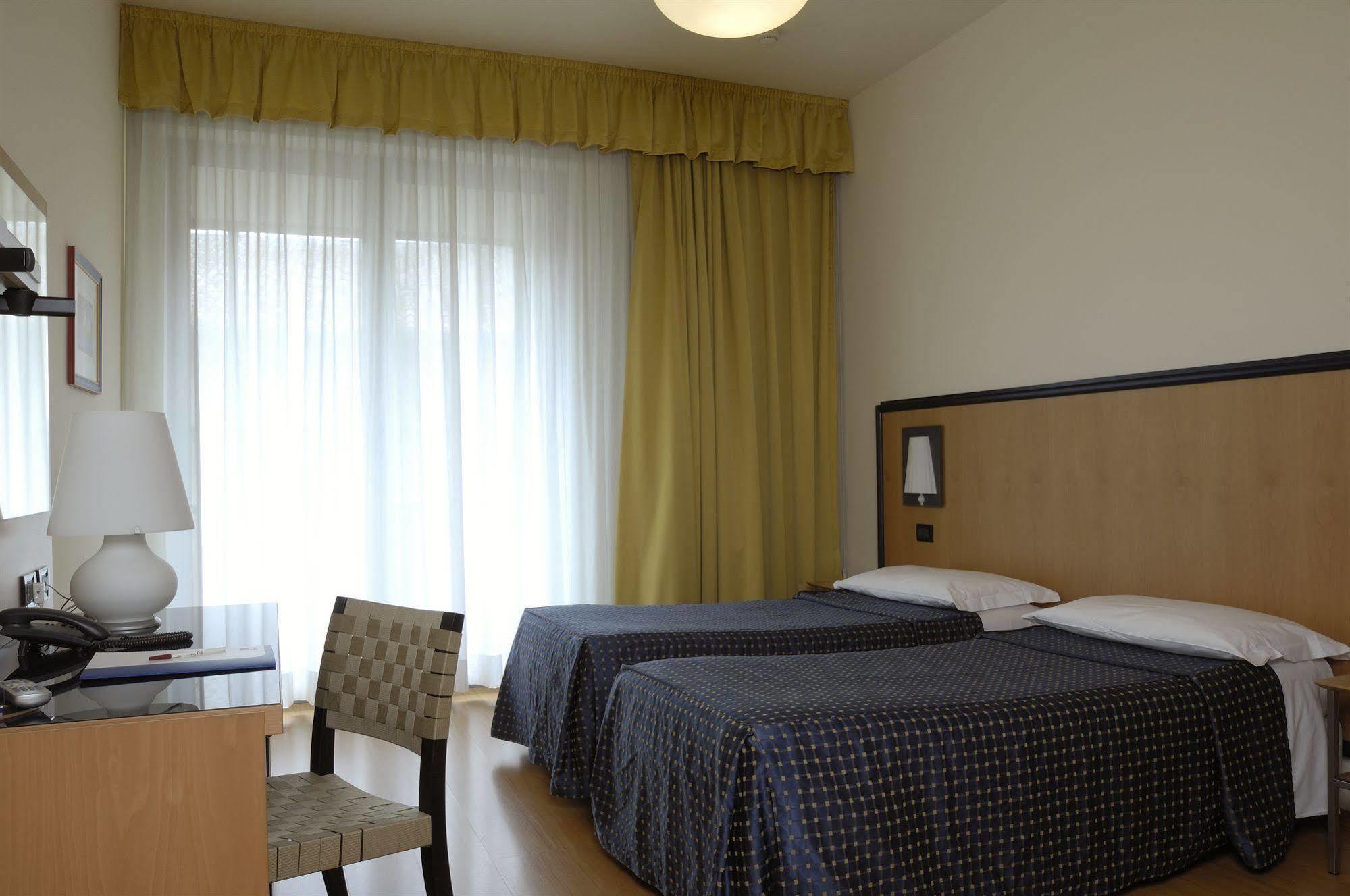 Hotel Masini Forli Room photo